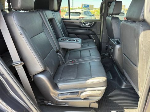 Certified 2022 Chevrolet Tahoe Z71 w/ Luxury Package AWD/4WD image 42