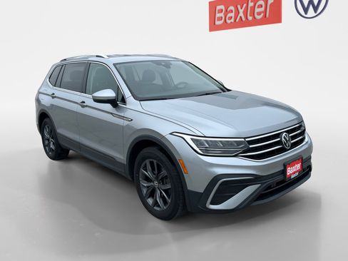 Certified 2022 Volkswagen Tiguan SE AWD/4WD image 1
