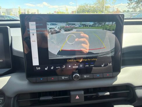 Used 2026 Toyota RAV4 SE w/ Convenience Package AWD/4WD image 28