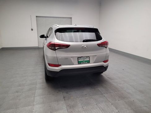 Used 2018 Hyundai Tucson SEL FWD image 6