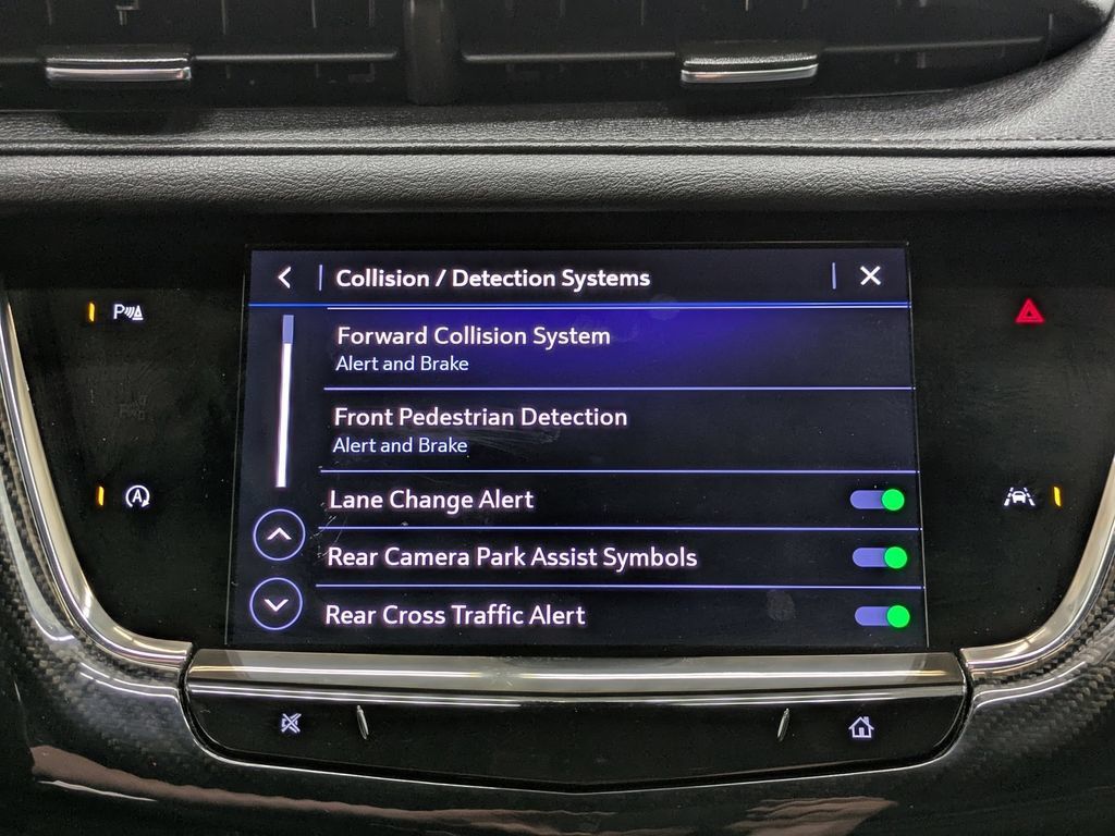 Used 2024 Cadillac XT6 Sport AWD/4WD image 12