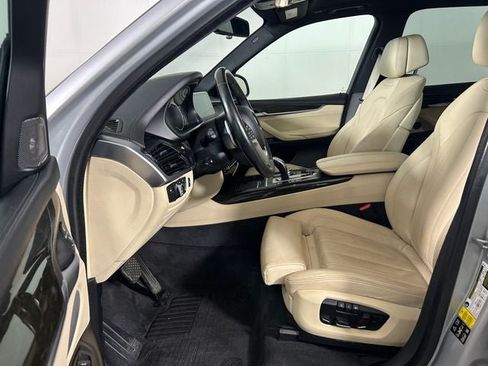 Used 2018 BMW X5 xDrive50i AWD/4WD image 12