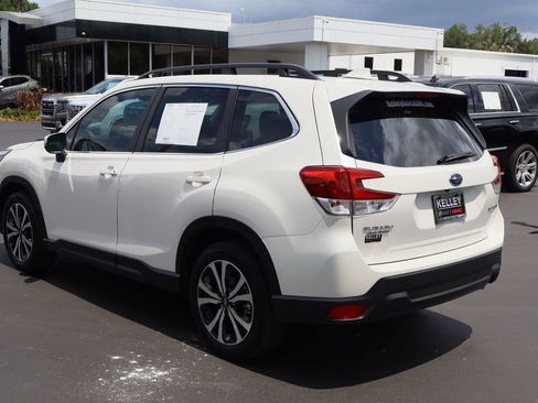Used 2022 Subaru Forester Limited AWD/4WD image 7