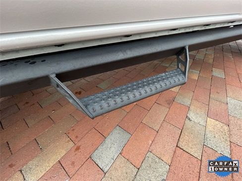 Used 2023 Toyota Tacoma SR5 image 28