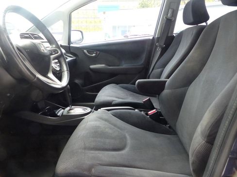 Used 2010 Honda Fit Sport image 17
