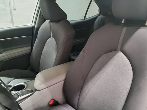 Used 2024 Toyota Camry LE FWD image 19