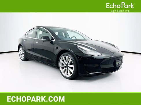Used 2018 Tesla Model 3 Long Range image 1