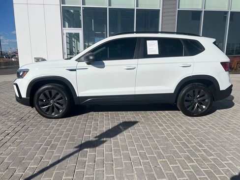 Certified 2023 Volkswagen Taos S image 3