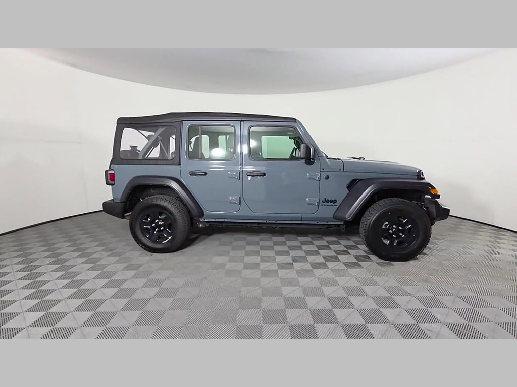 Used 2025 Jeep Wrangler Unlimited Sport AWD/4WD image 36