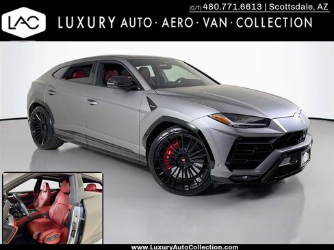 Used 2022 Lamborghini Urus AWD/4WD image 1