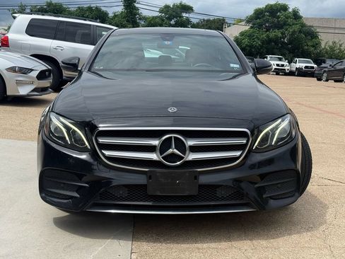 Used 2019 Mercedes-Benz E 300 image 2