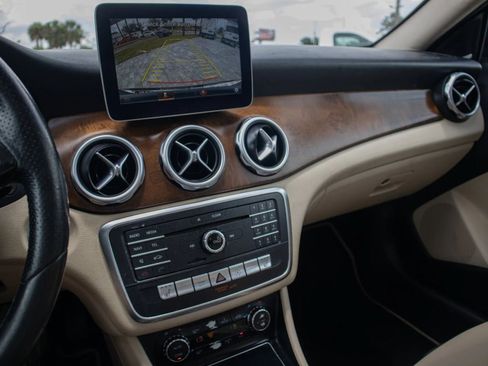 Used 2018 Mercedes-Benz GLA 250 w/ AMG Line Exterior image 33