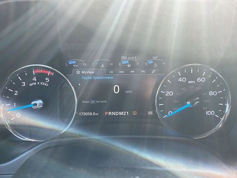 Used 2017 Ford F250 Lariat w/ Lariat Value Package image 14