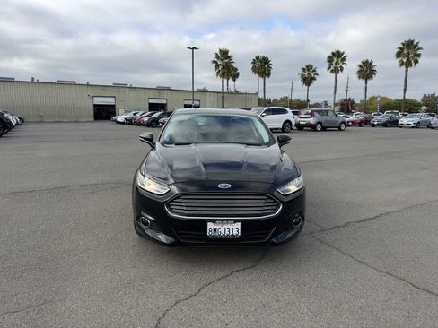 Used 2013 Ford Fusion SE image 4