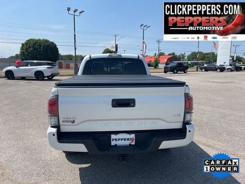 Used 2023 Toyota Tacoma Limited AWD/4WD image 6