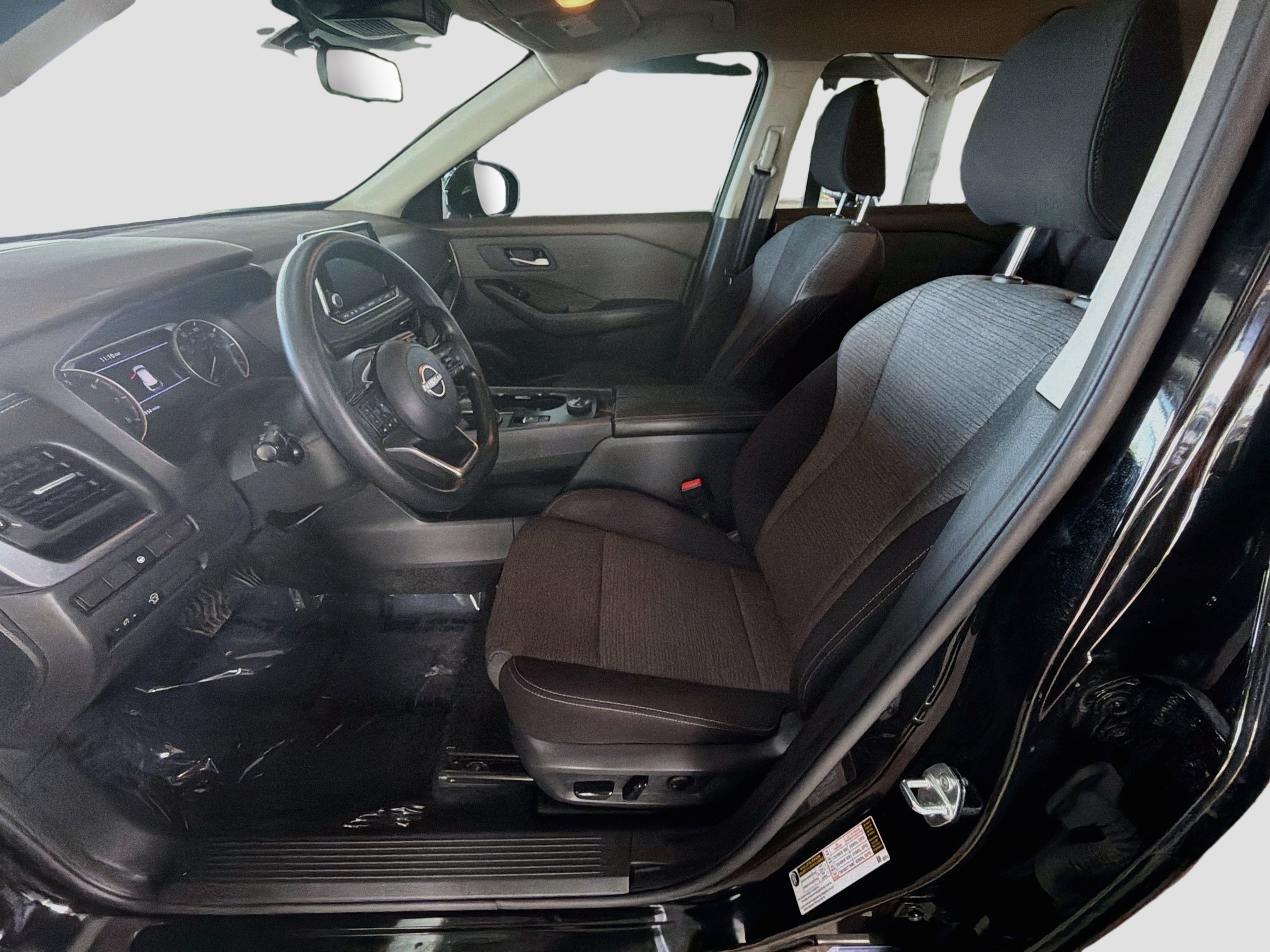 Used 2023 Nissan Rogue SV AWD/4WD image 13