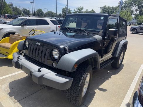 Used 2015 Jeep Wrangler Sport w/ Quick Order Package 24S AWD/4WD image 6