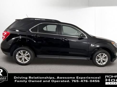 Used 2017 Chevrolet Equinox LT w/ Convenience Package image 2