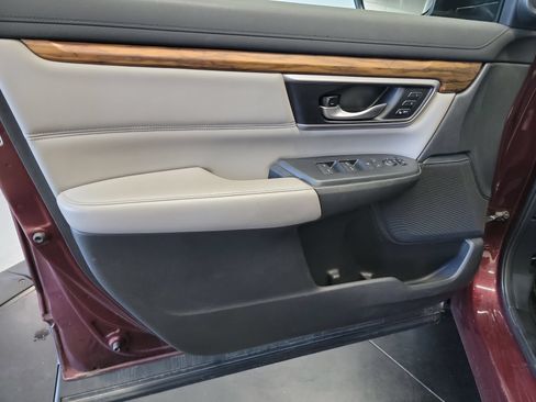 Used 2017 Honda CR-V Touring image 13