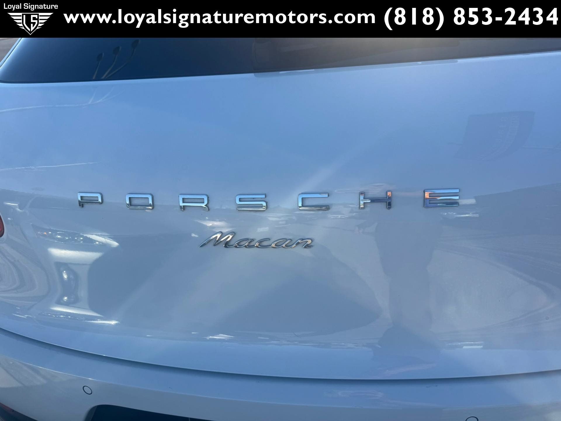 Used 2017 Porsche Macan AWD/4WD image 8