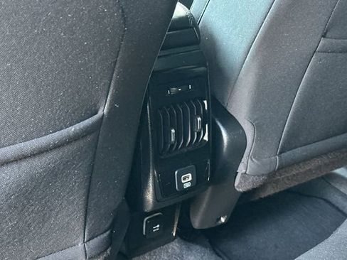 Used 2023 Jeep Compass Sport image 14