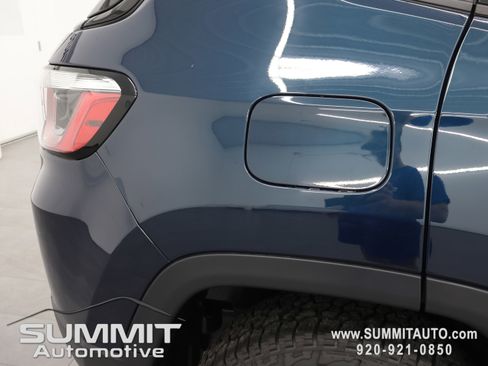 New 2026 Jeep Compass Trailhawk w/ Sun, Sound & Navigation Group AWD/4WD image 25