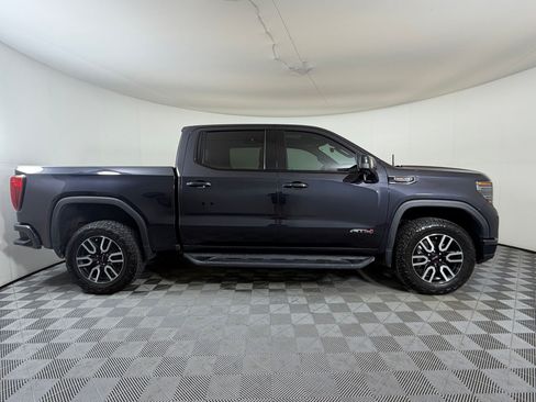Used 2022 GMC Sierra 1500 AT4 w/ AT4 Premium Package AWD/4WD image 8