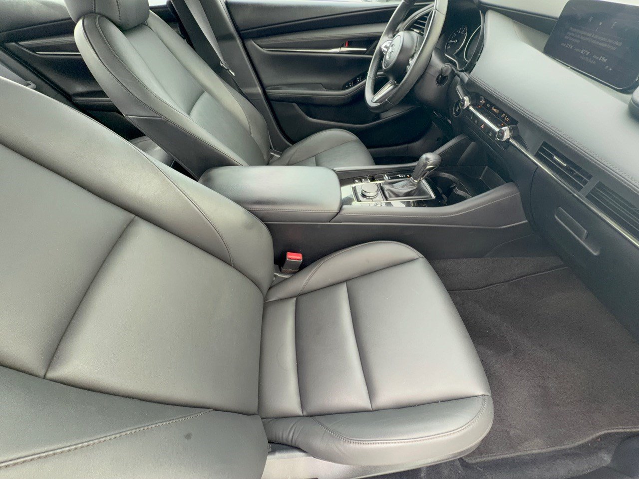 Used 2023 MAZDA MAZDA3 s FWD image 30