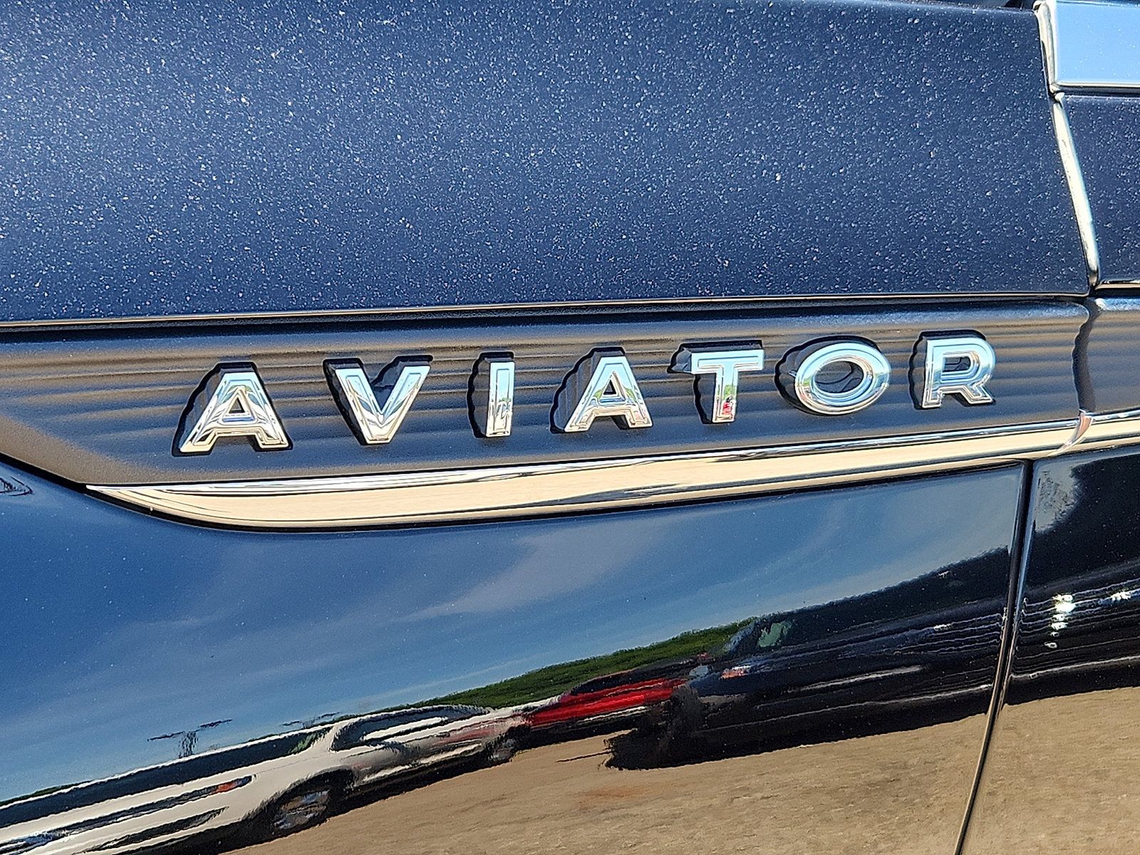 Used 2023 Lincoln Aviator Reserve w/ Equipment Group 201A AWD/4WD image 31