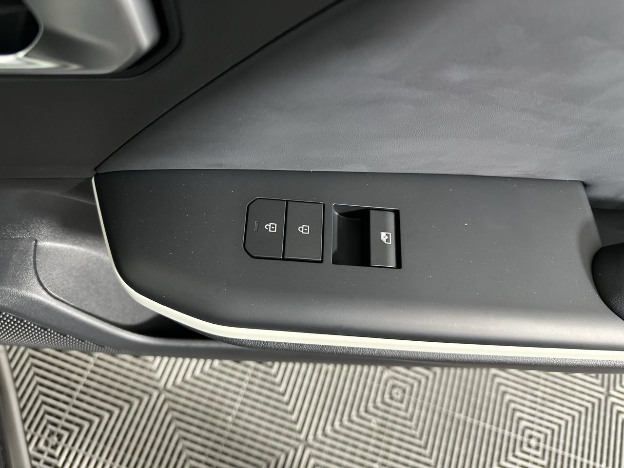 New 2027 Kia K4 GT-Line FWD image 13