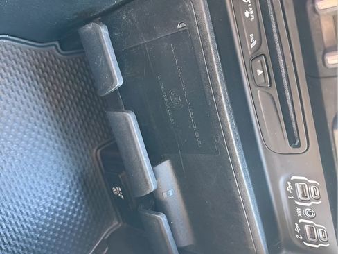 Used 2019 RAM 1500 Limited image 35