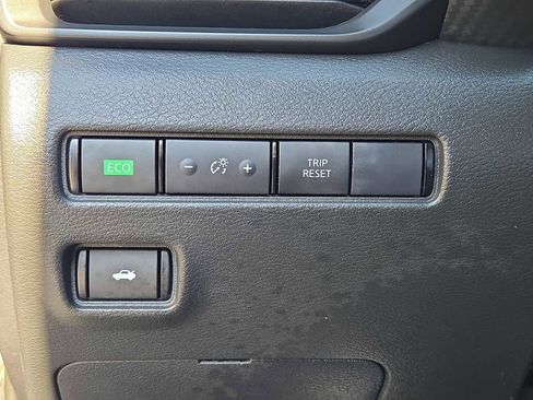 Used 2024 Nissan Sentra S image 20