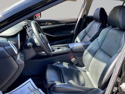 Used 2018 Nissan Maxima 3.5 SV FWD image 24