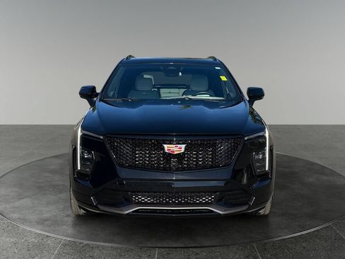 Used 2024 Cadillac XT4 Sport AWD/4WD image 2