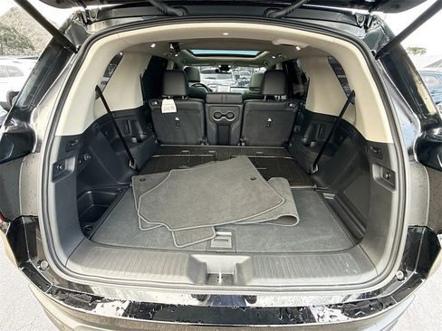 Used 2025 Honda Pilot Elite image 30