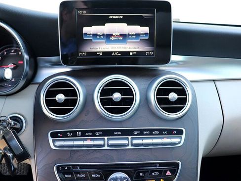 Used 2018 Mercedes-Benz C 300 C 300 image 19