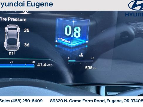 Used 2025 Hyundai Elantra Limited w/ Cargo Package image 32