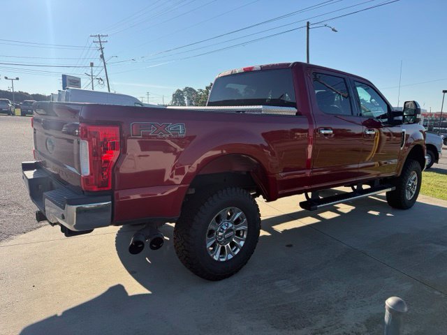 Used 2017 Ford F250 XLT w/ XLT Premium Package AWD/4WD image 10