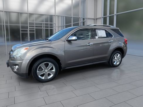 Used 2012 Chevrolet Equinox LTZ FWD image 4
