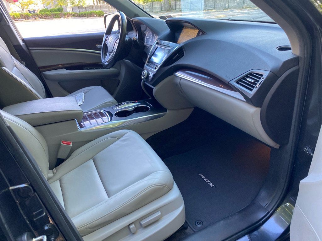 Used 2016 Acura MDX w/ Technology Package AWD/4WD image 25
