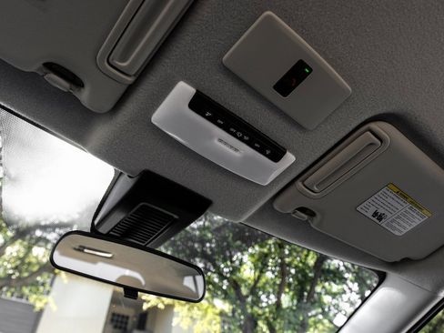 Used 2024 Nissan Kicks SV image 38