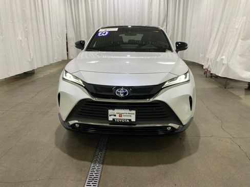 Certified 2024 Toyota Venza Nightshade image 7