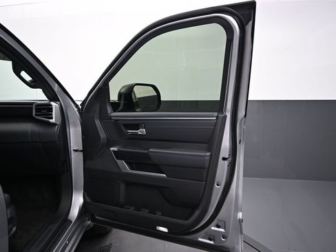 Used 2025 Toyota Sequoia Platinum w/ Tow Technology Package AWD/4WD image 19