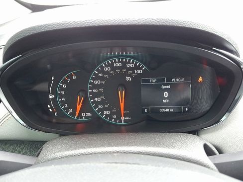 Used 2020 Chevrolet Trax LT w/ LT Convenience Package image 20