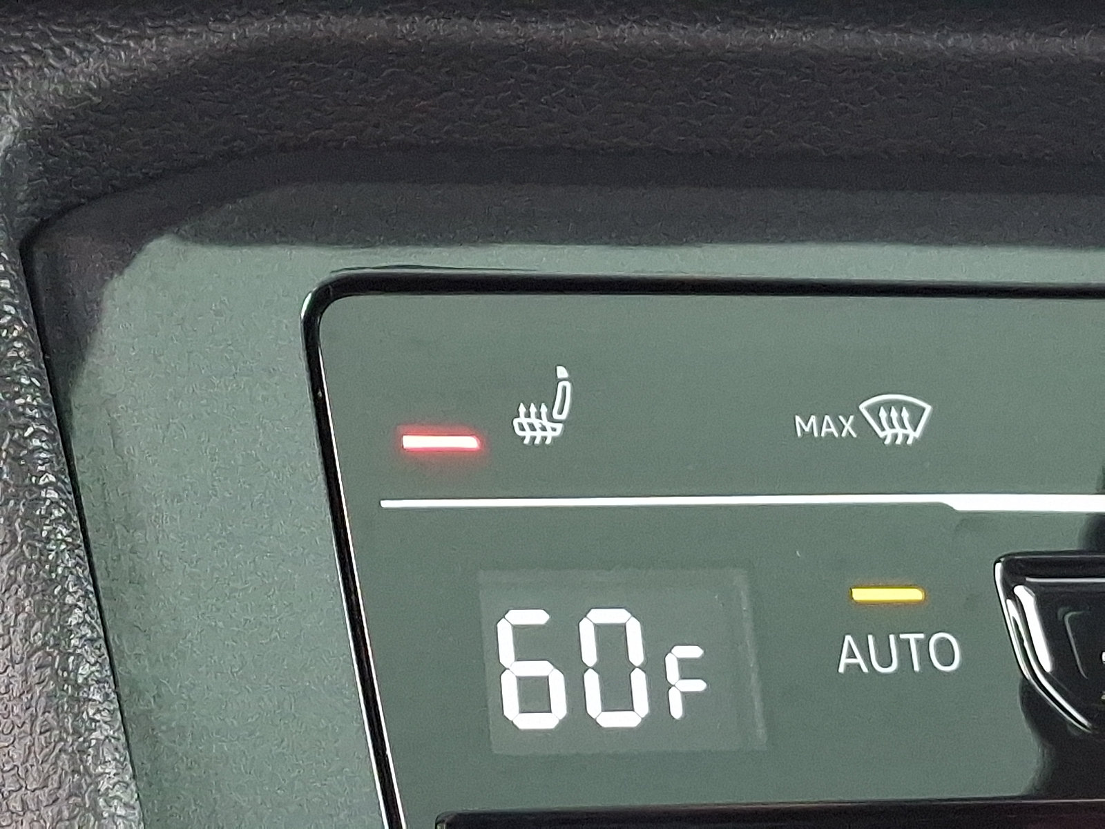 Used 2024 Volkswagen Tiguan SE R-Line AWD/4WD image 23