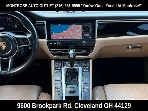 Used 2020 Porsche Macan AWD/4WD image 21