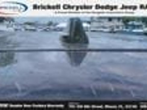 Used 2024 Jeep Wagoneer L Series II RWD image 16