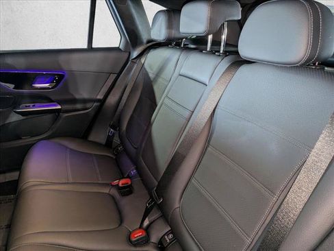Certified 2026 Mercedes-Benz GLC 300 image 17