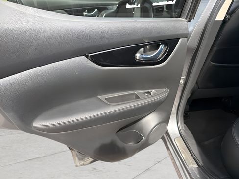 Used 2022 Nissan Rogue Sport SL AWD/4WD image 20