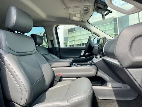New 2027 Ford Expedition Active AWD/4WD image 11